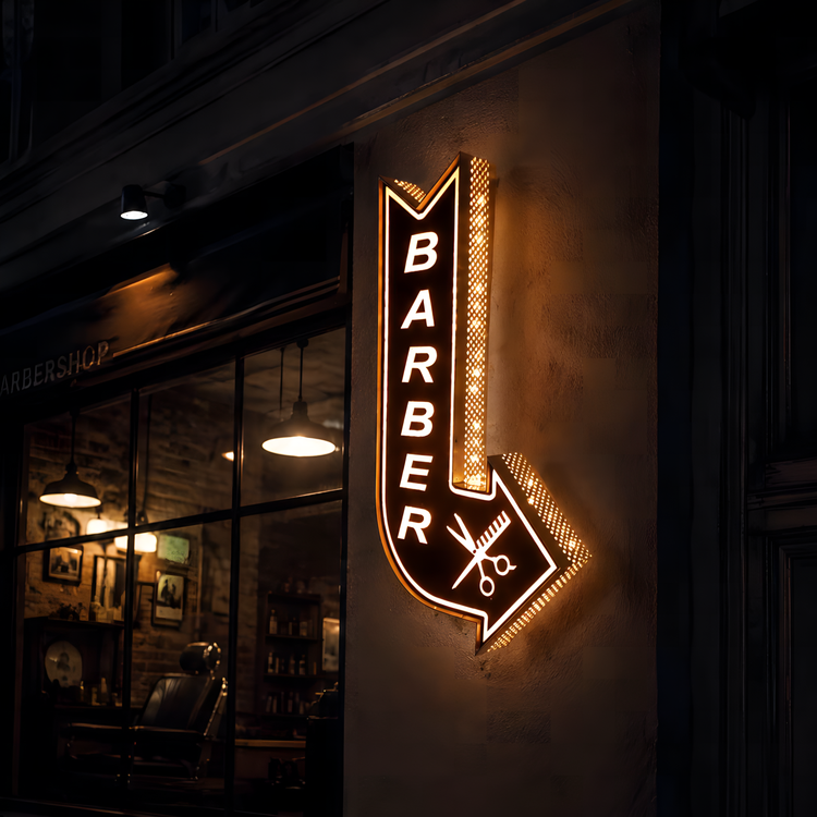لایت باکس رترو آرایشگاه مردانه مدل Barber Arrow با طراحی فلش کلاسیک و نور نارنجی گرم، انتخابی خاص برای باربرشاپهای مدرن و لوکس. مناسب نمای بیرونی و جذب مشتری.
